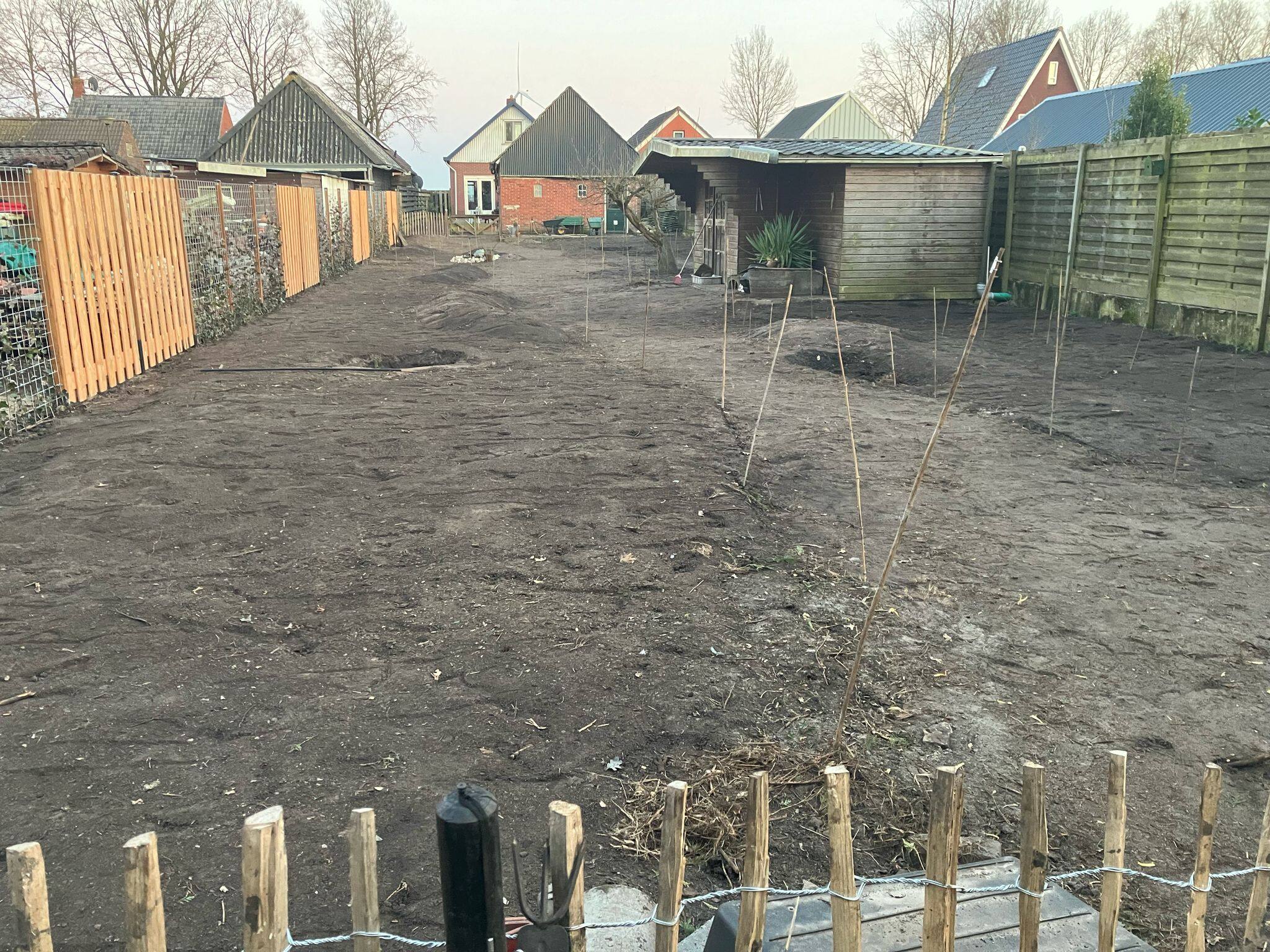 Achterzijde tuin na wals.jpeg